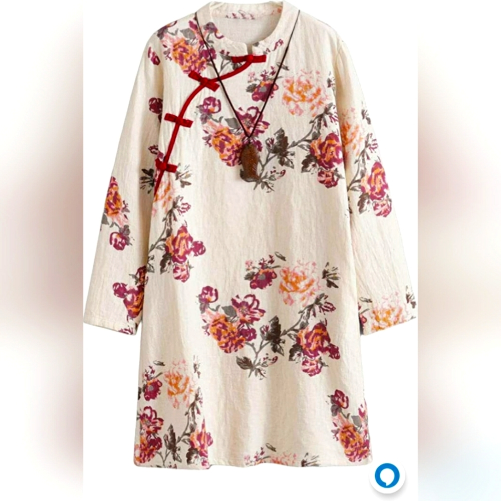 Boho chic, tunic-length dress.
